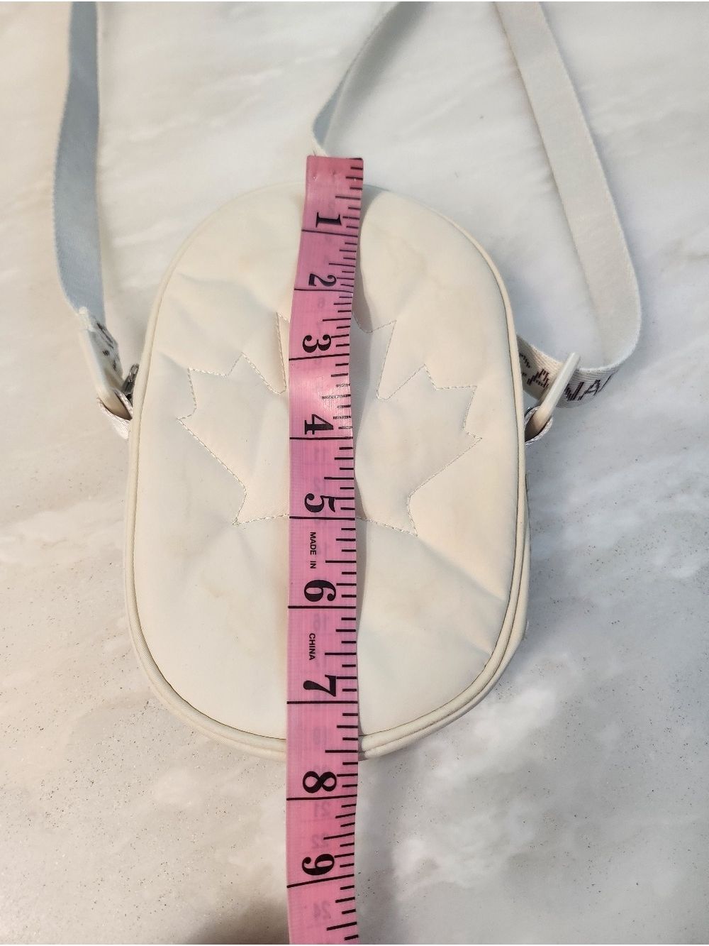Lululemon Team  Canada Olympic Legacy Crossbody Bag - Picture 7 of 11